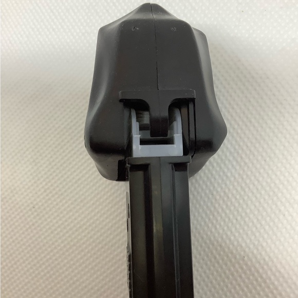 Stars Wars Darth Maul Retired PEZ Dispenser 2011 Toy #2 - Picture 10 of 13